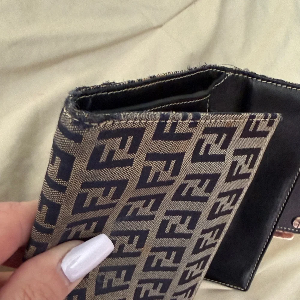 FENDI Zucchino Jeans Pattern Trifold Wallet Leather Vintage - Picture 12 of 13